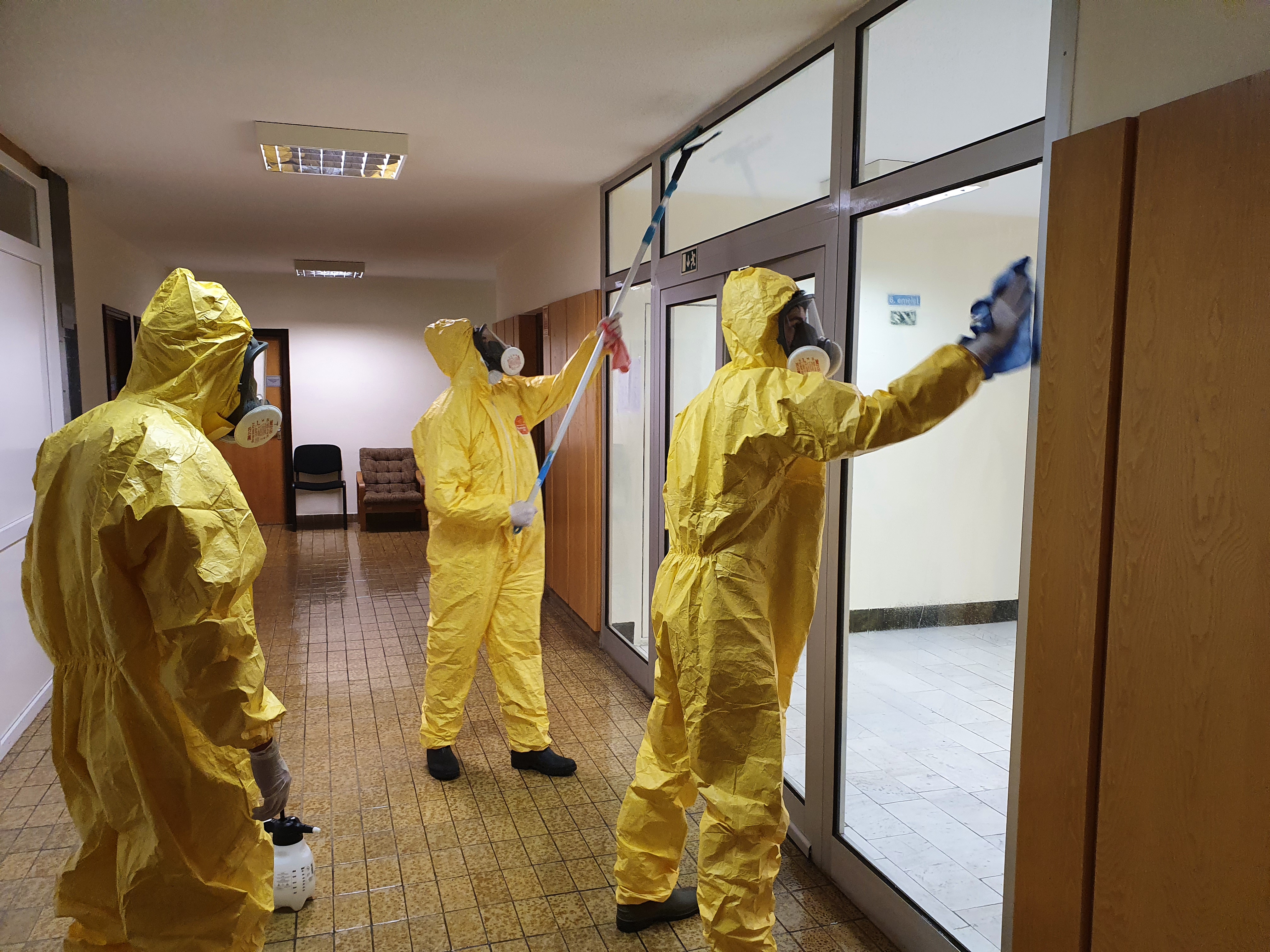 Speciális ipari takarítás folyamatosan változó körülmények között